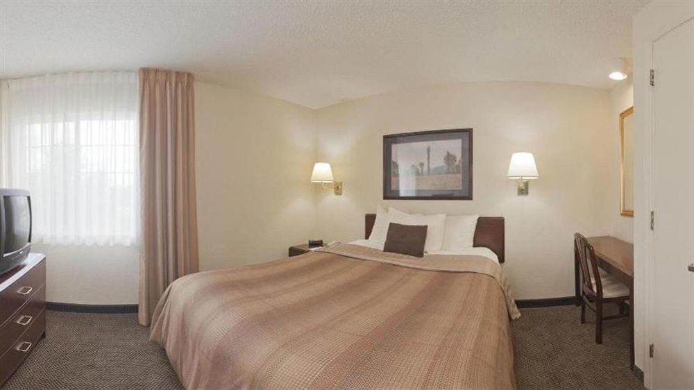 Sonesta Simply Suites Huntsville Research Park Exterior foto